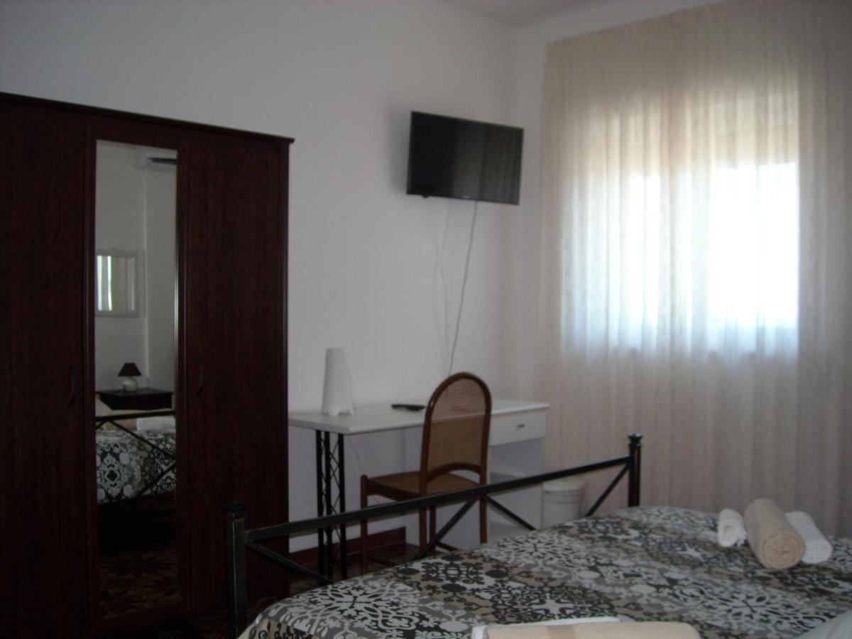 Giovannixxlll B&B CTA Exterior foto